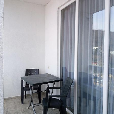 Geno Guest House Kvariati Luaran gambar