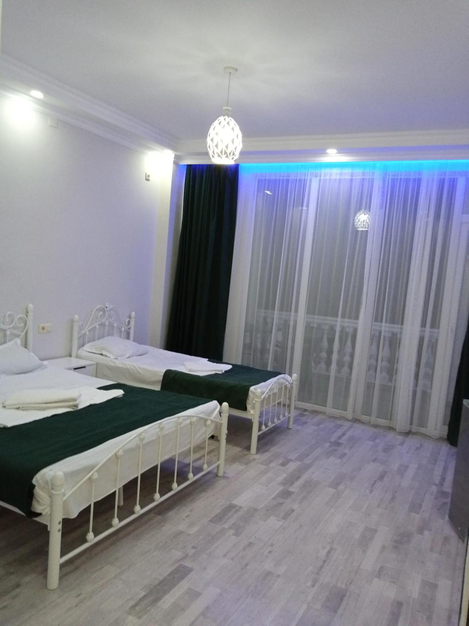 Geno Guest House Kvariati Luaran gambar