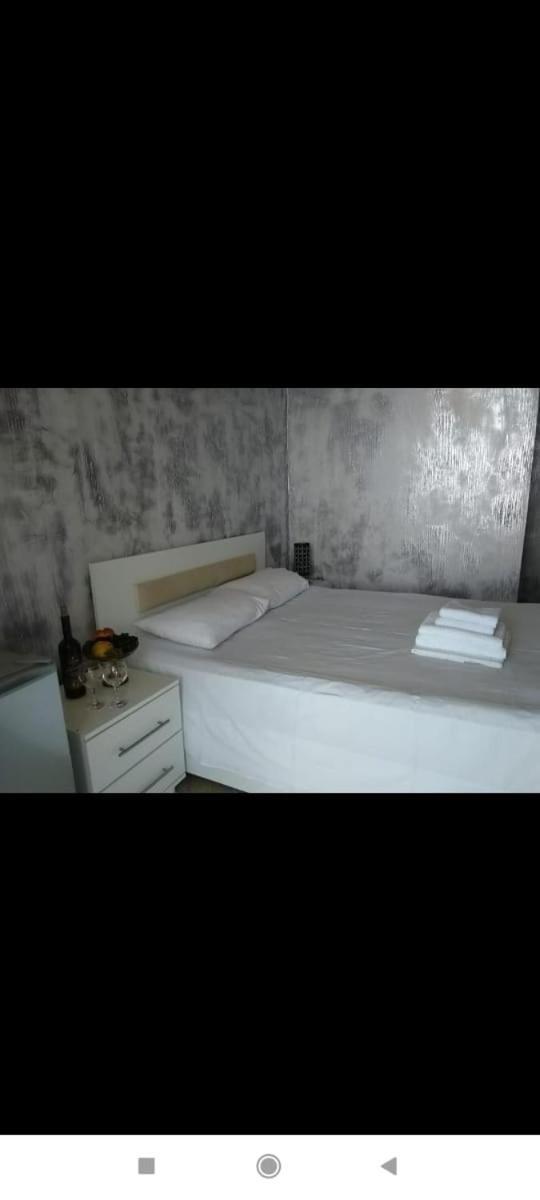 Geno Guest House Kvariati Luaran gambar