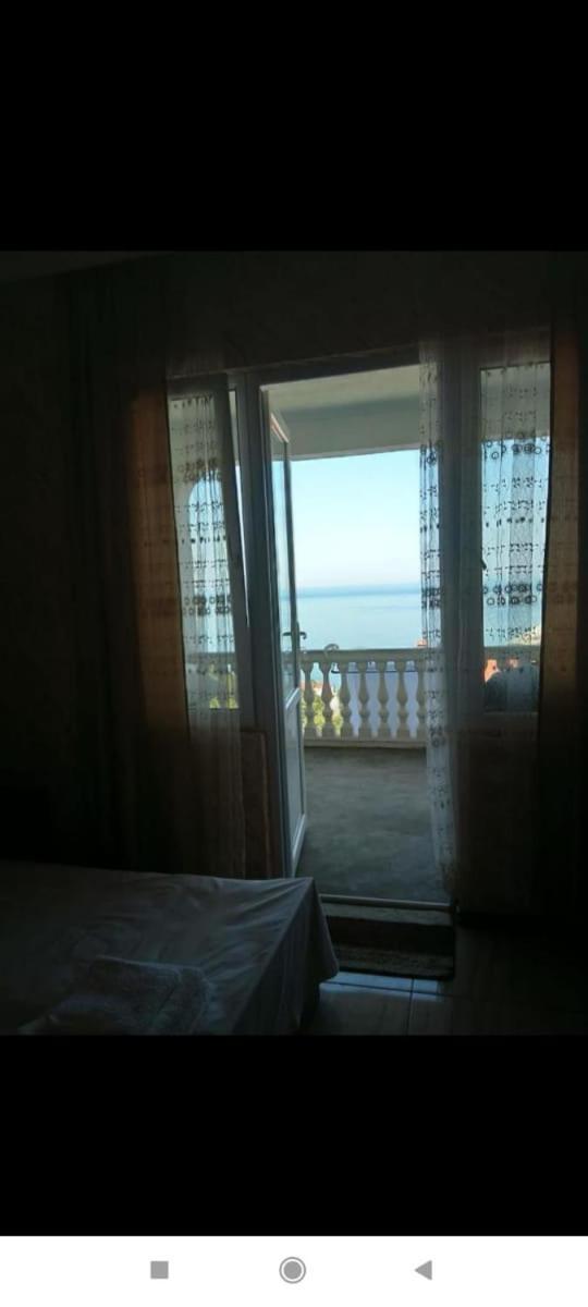 Geno Guest House Kvariati Bilik gambar