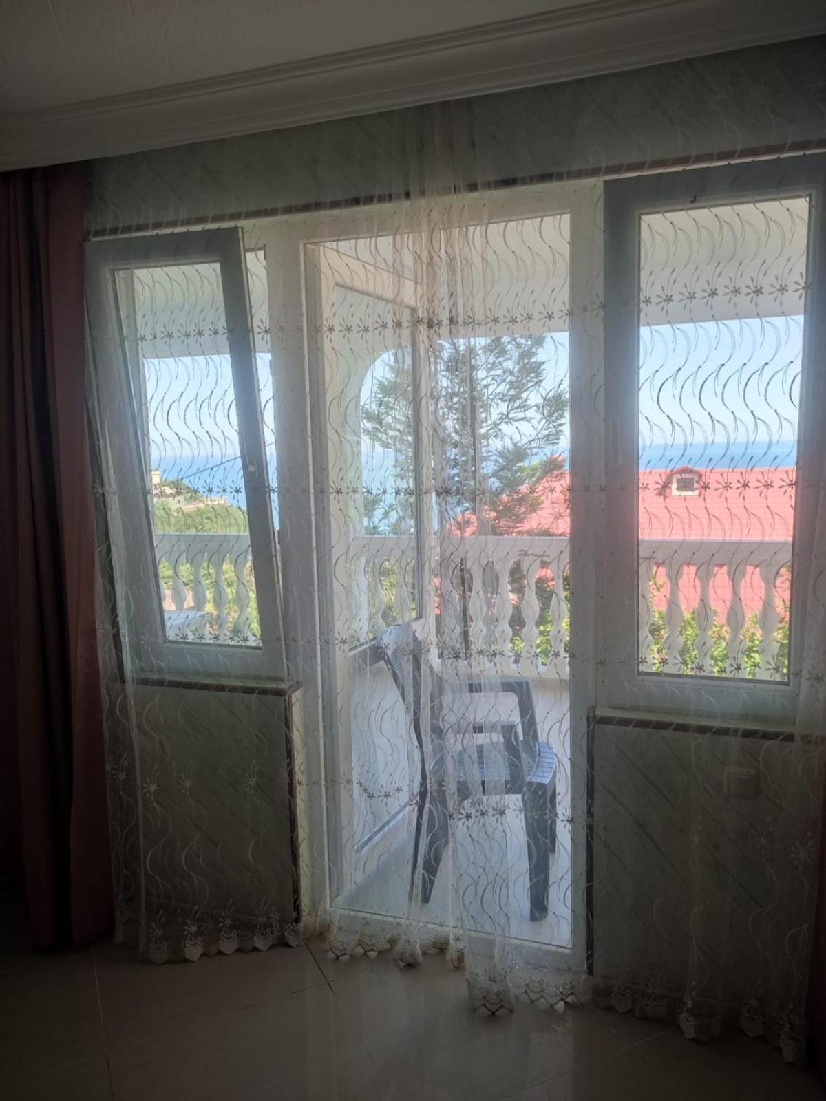 Geno Guest House Kvariati Bilik gambar