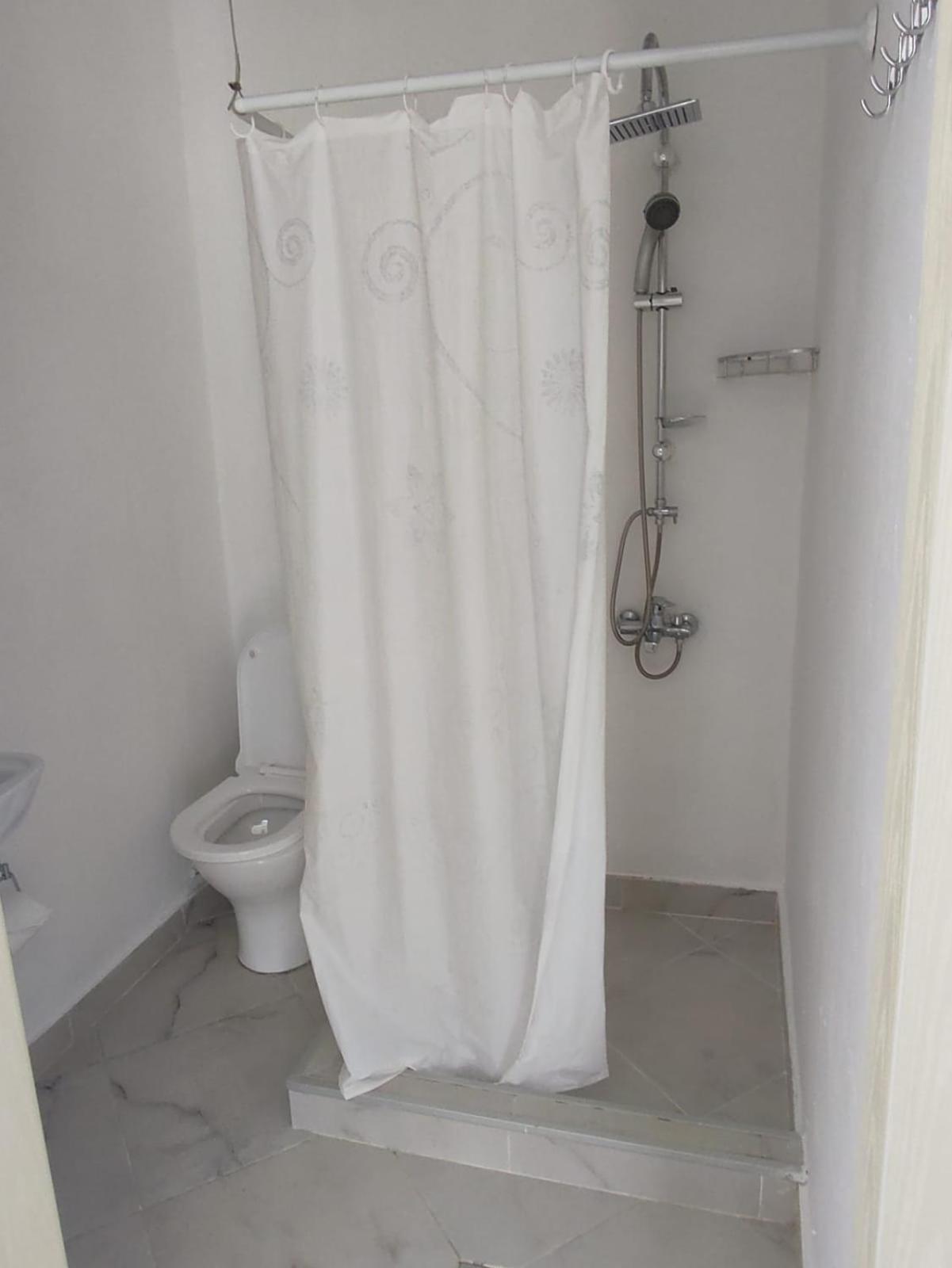 Geno Guest House Kvariati Bilik gambar